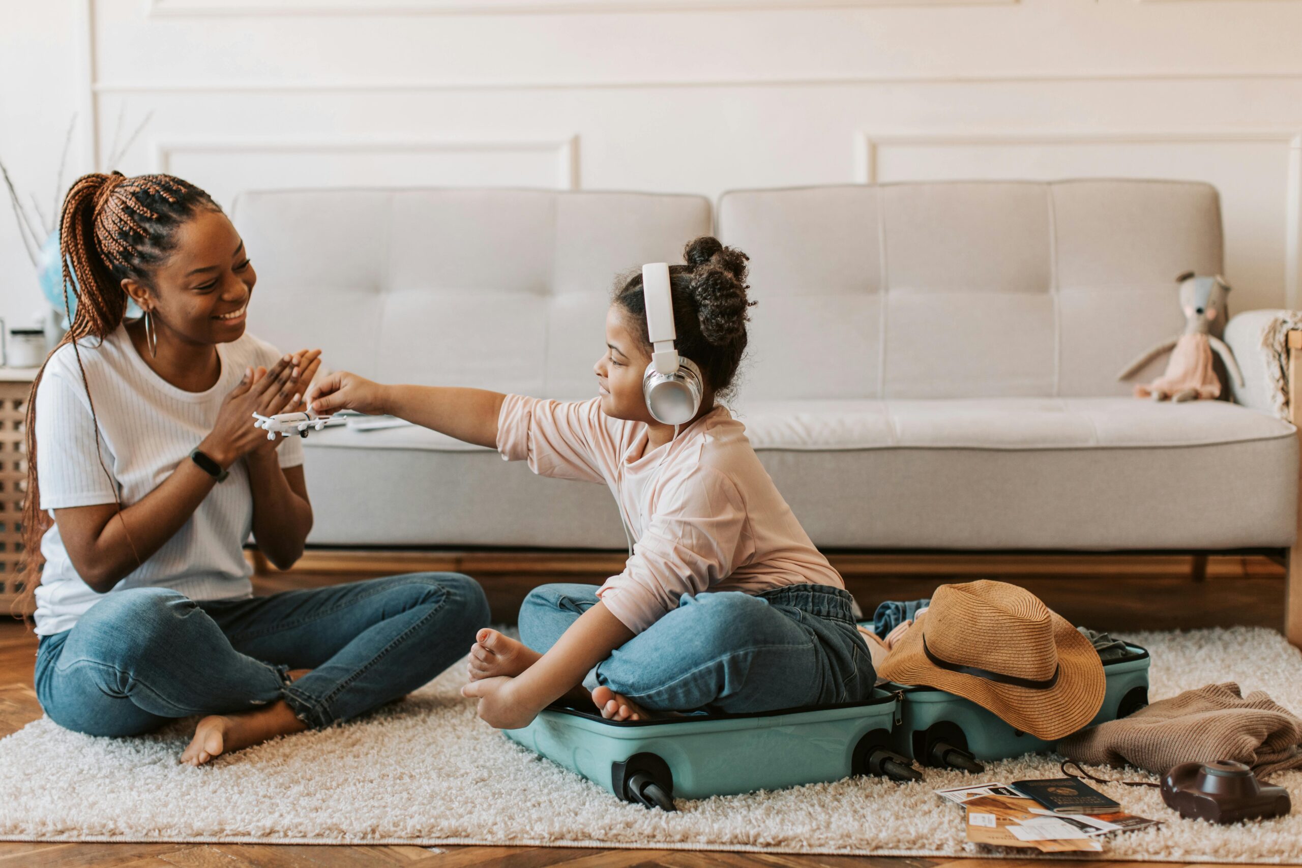 Viagem em família: check-list completo de itens essenciais para viajar com conforto e organização